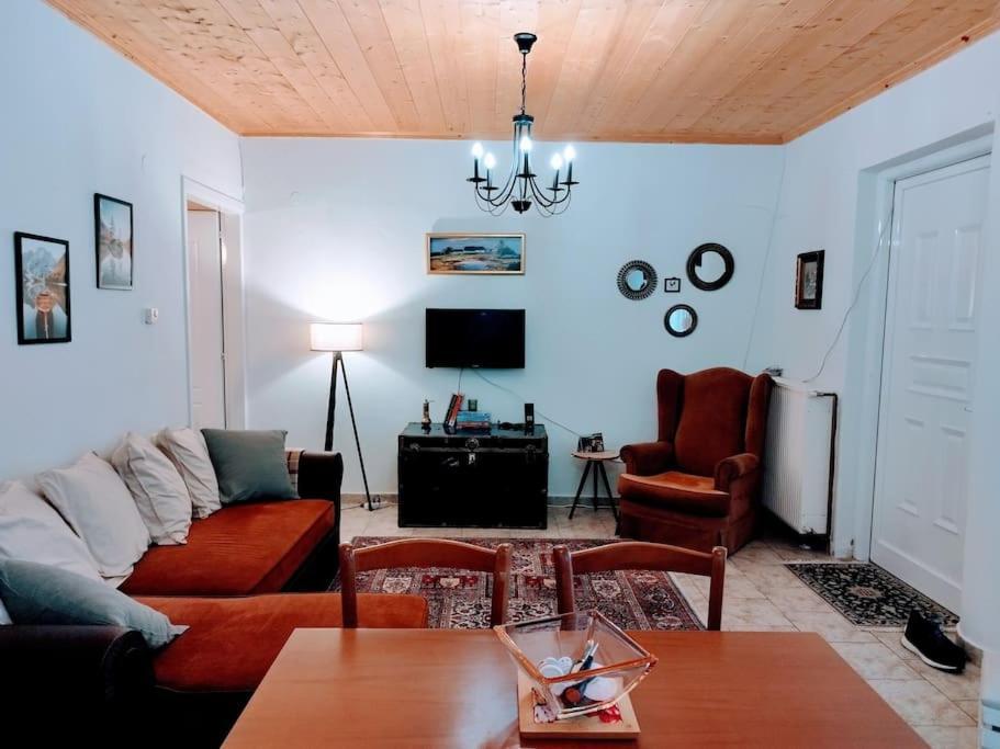 Lávdhas Cozy Cottage For 4 מראה חיצוני תמונה
