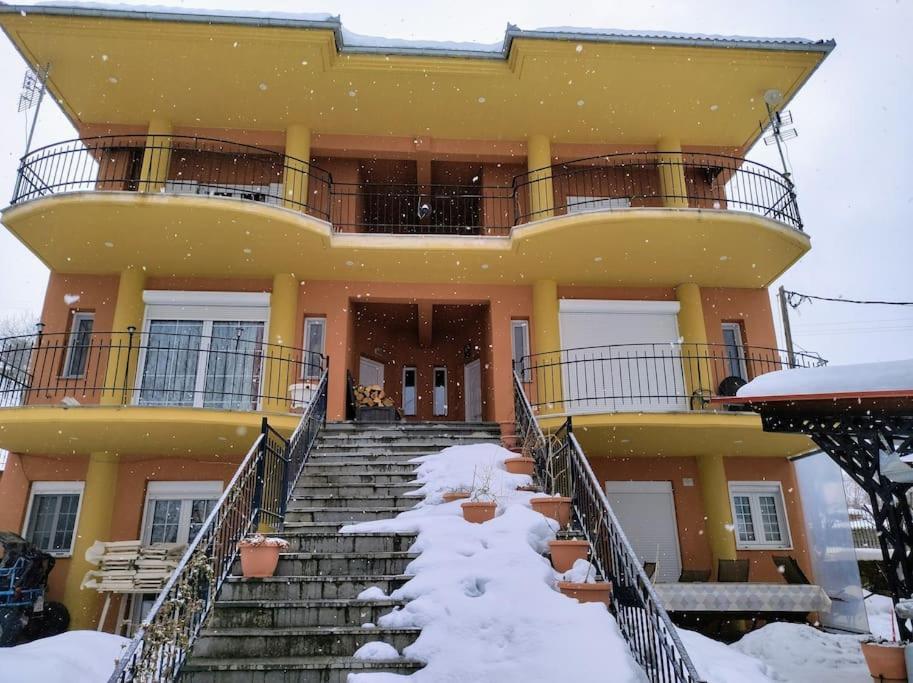 Lávdhas Cozy Cottage For 4 מראה חיצוני תמונה