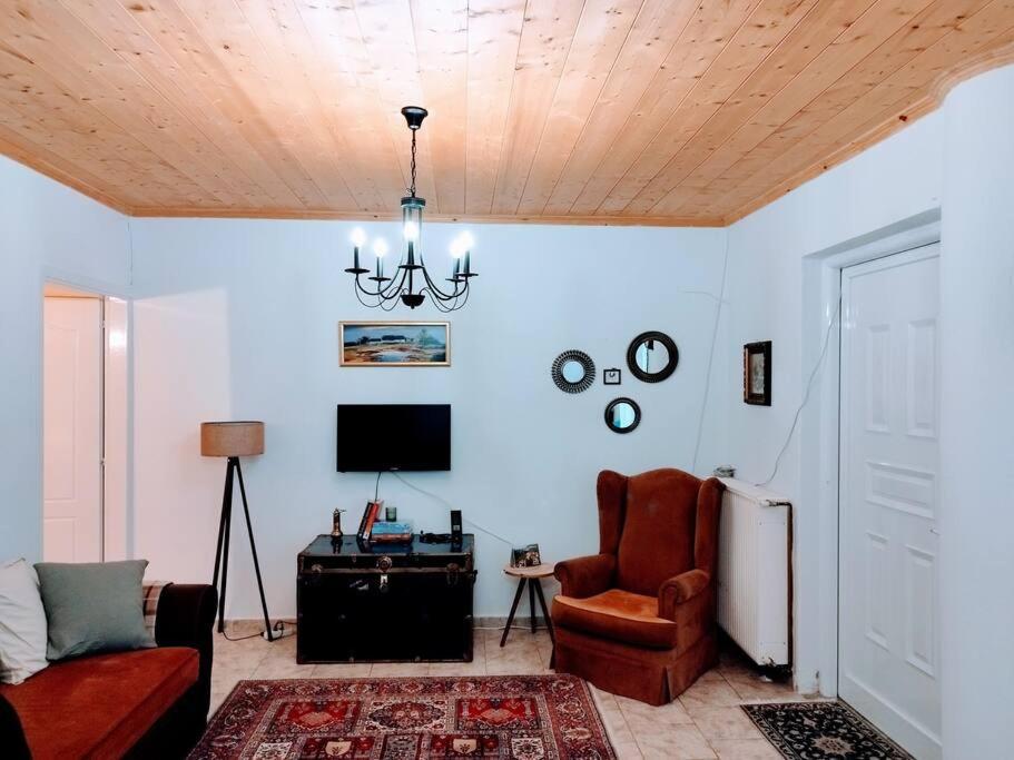 Lávdhas Cozy Cottage For 4 מראה חיצוני תמונה