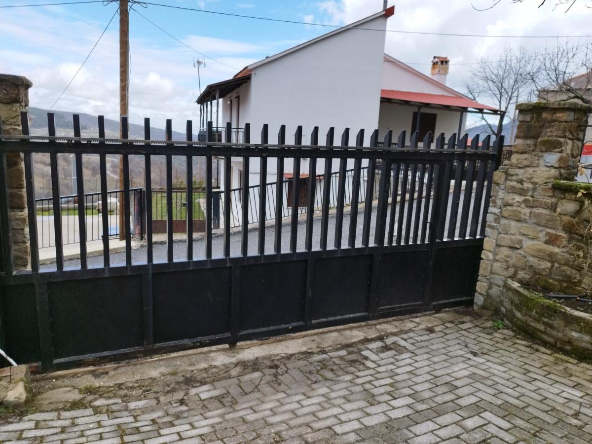 Lávdhas Cozy Cottage For 4 מראה חיצוני תמונה